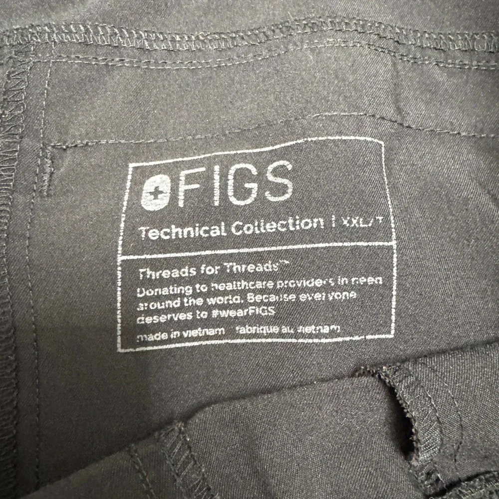 FIGS Axim Straight Leg Men XXL Tall Black Cargo Scrub Pants Medical